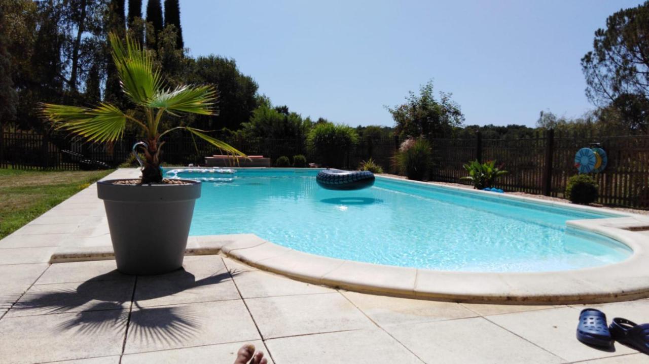 B&B Buddleja Saint-Hilaire-les-Places Exterior foto